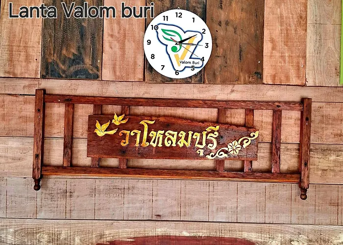 Lanta Valom Buri